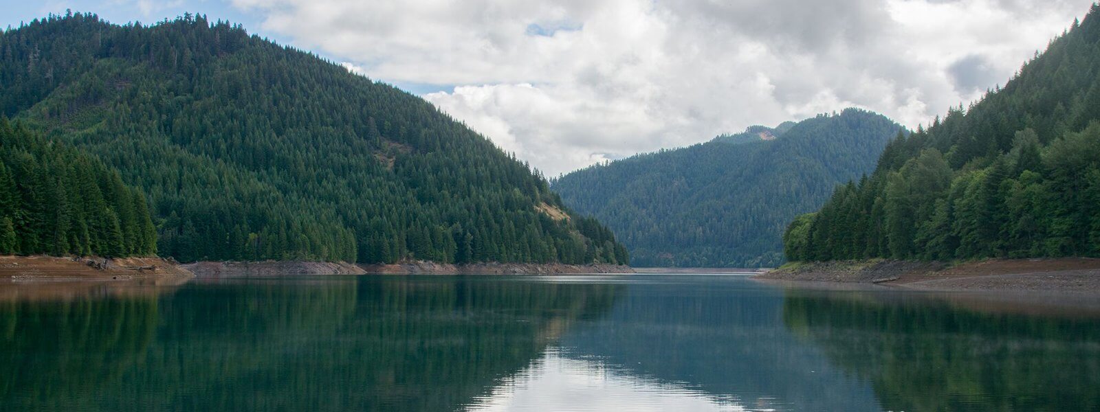 McKenzie River Blue River Reservoir